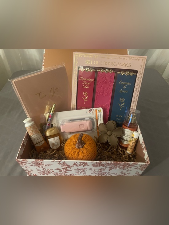 The Unbranded Brand Other - Luxurious Book Guru or Study Gift Set